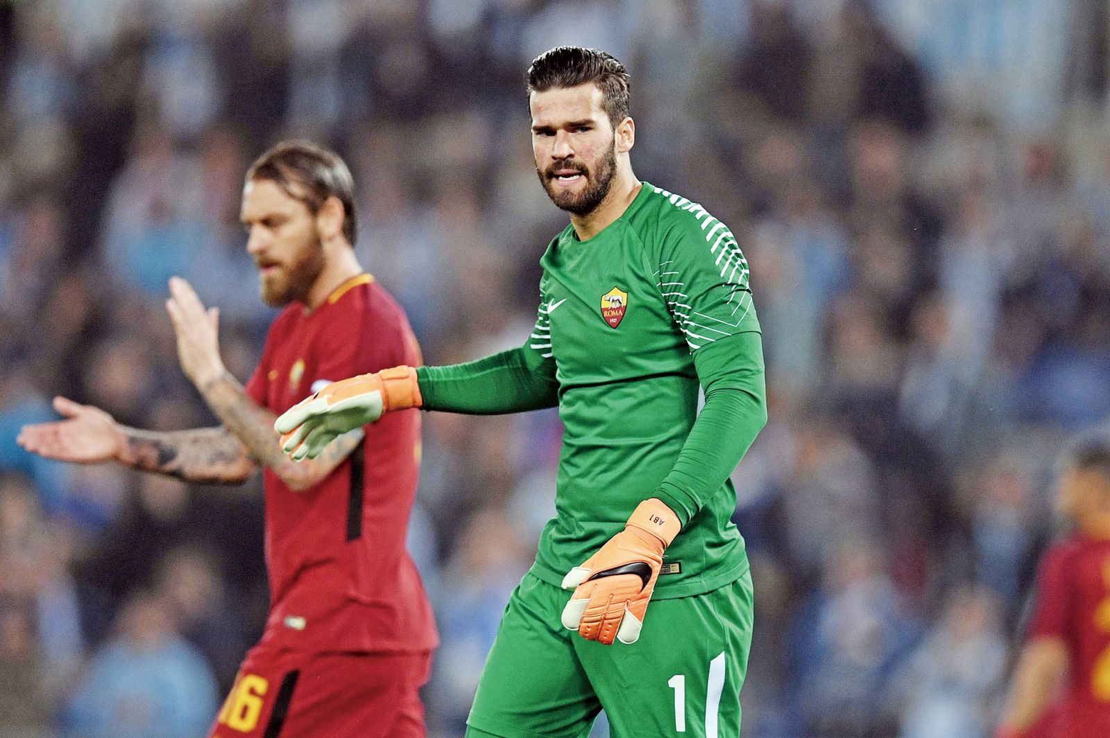 炸了！萨拉赫：有人不想我留在利物浦 非洲杯前告个别